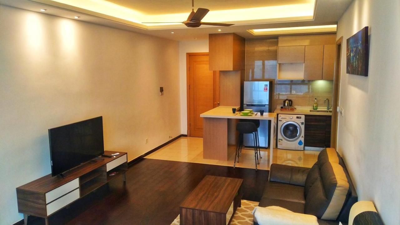 R&f Princess Cove X Maco At Apartemen